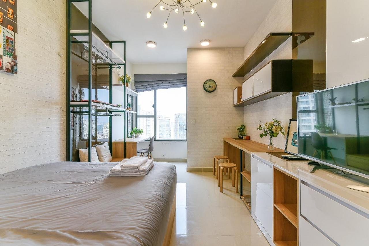 Căn hộ Nha Uyen Service Saigon Royal *