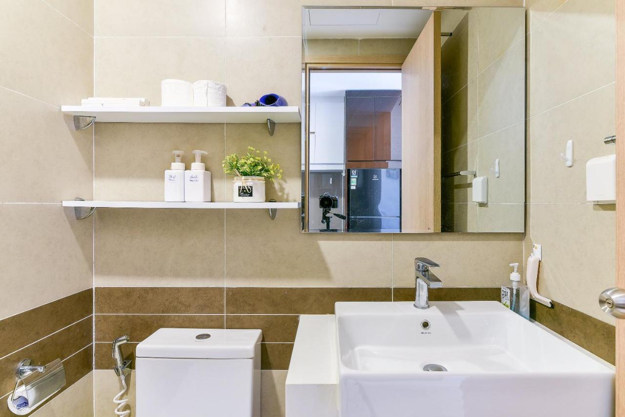 Căn hộ Nha Uyen Service Saigon Royal *